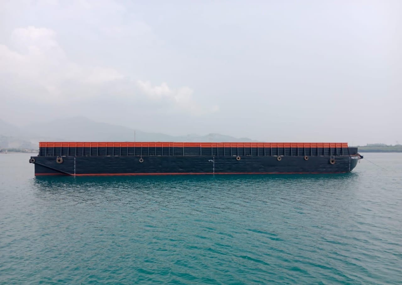 Barge Charter